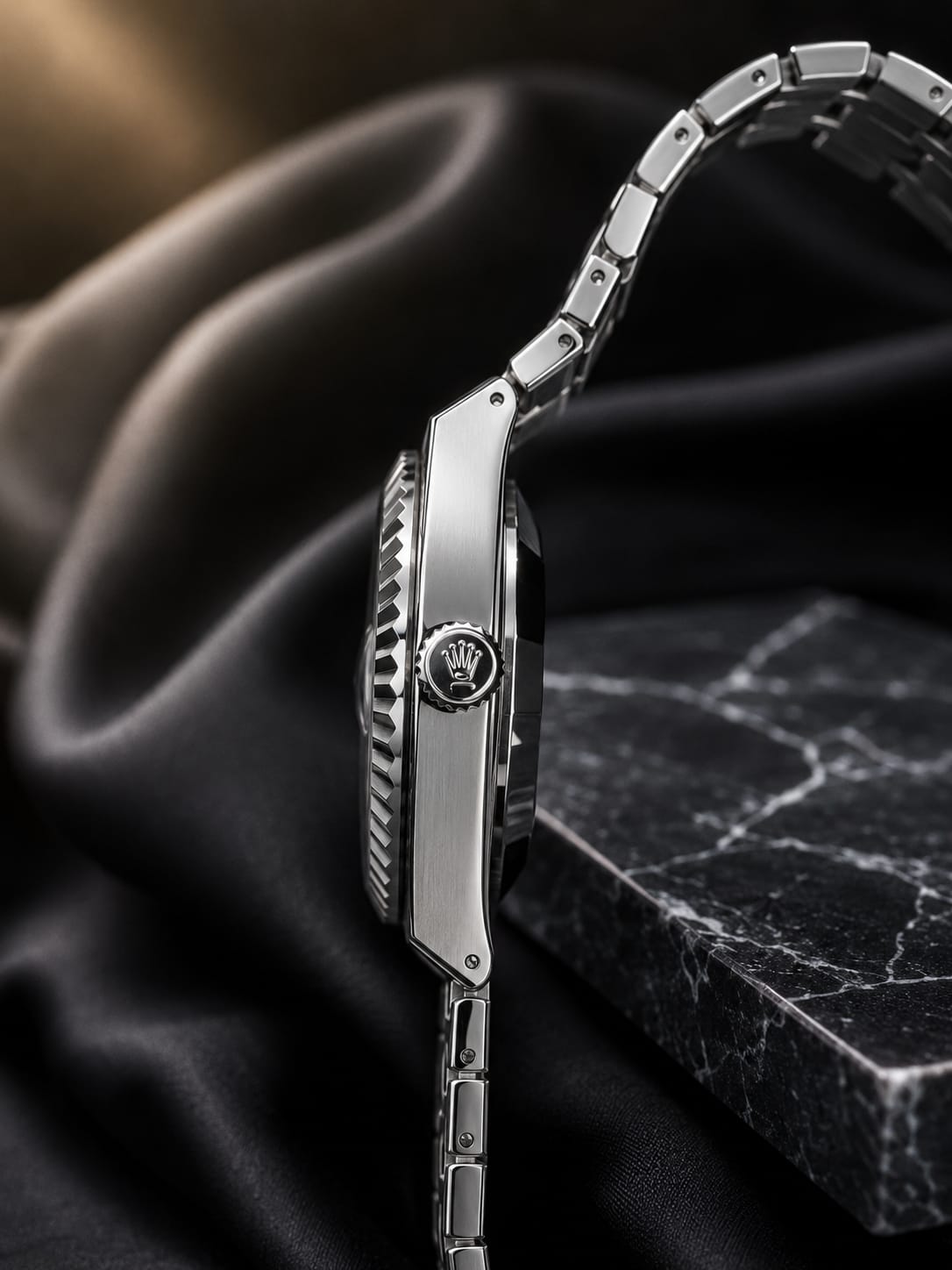 RLX - Land Dweller Smooth Watch